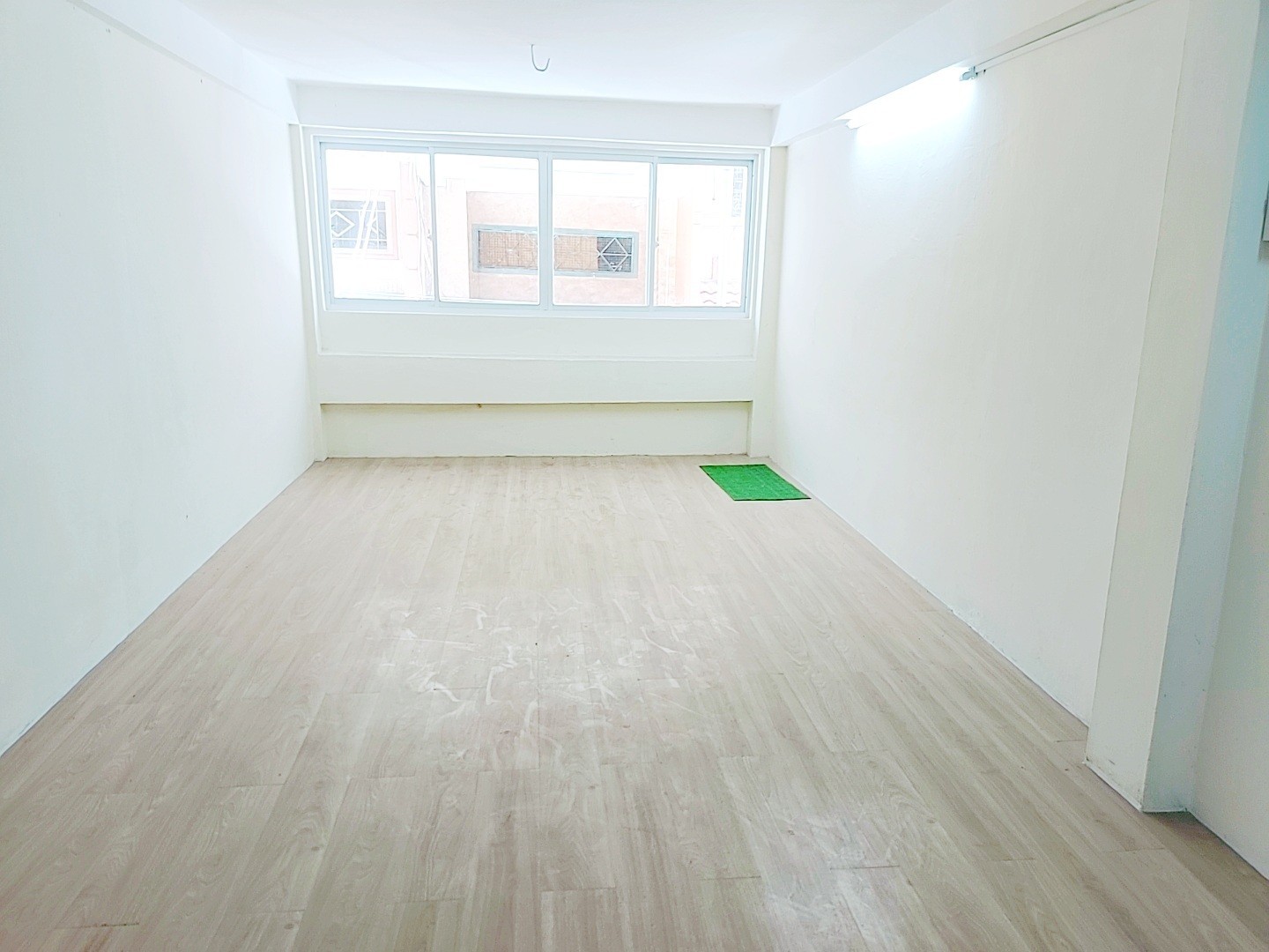 Bán nhà đường Nguyễn Tiểu La, Quận 10